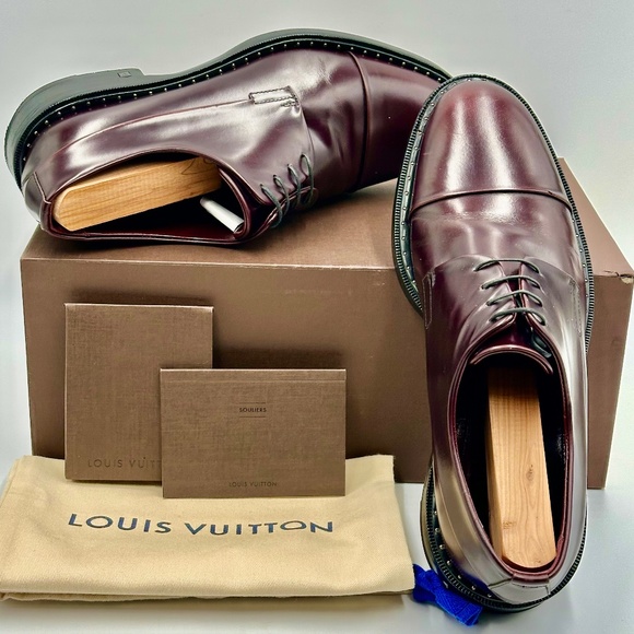 Louis Vuitton Cap Toe Oxford With Nailhead Trim  Mens SZ 8 - Picture 2 of 14